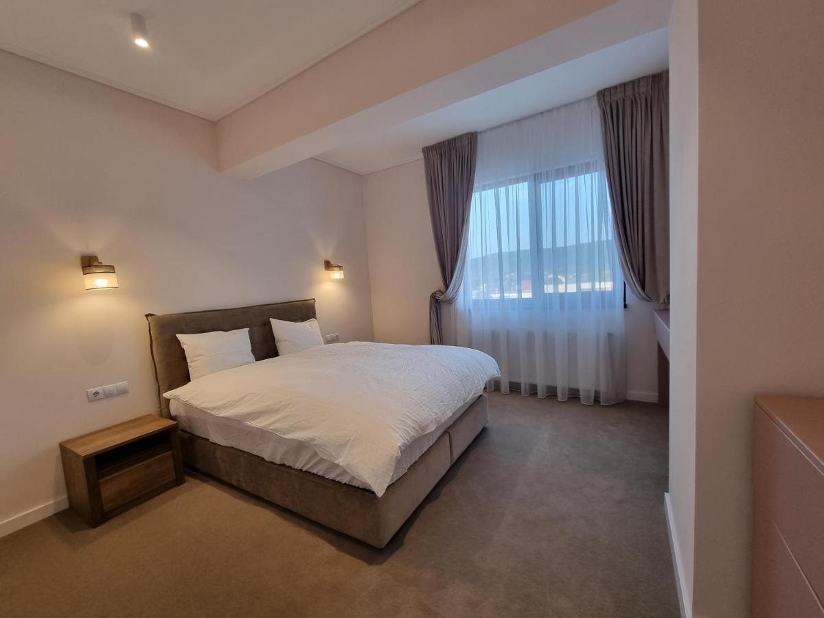 Apartament In Complex Rezidential Râmnicu Vâlcea Eksteriør bilde